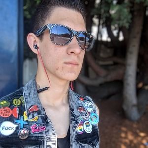 Meet your Posher, Alex